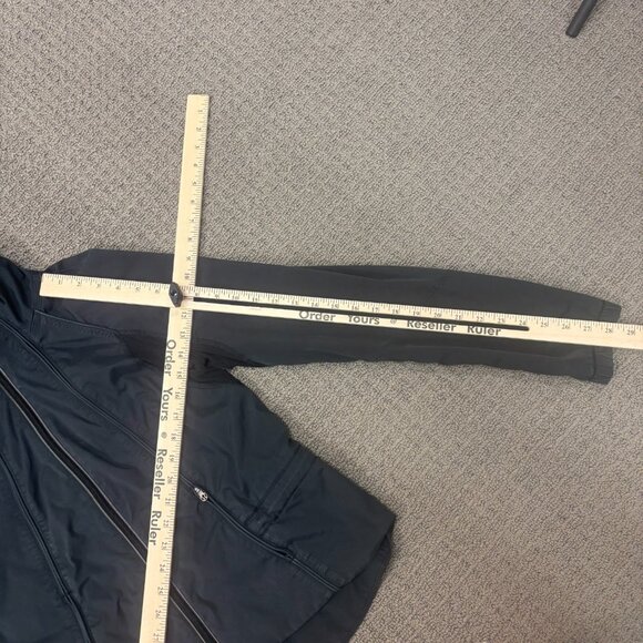 Lululemon Jacket 4 Woven Faded Black Lightweight Outdoor Outerwear Short Zip Up - Picture 6 of 16